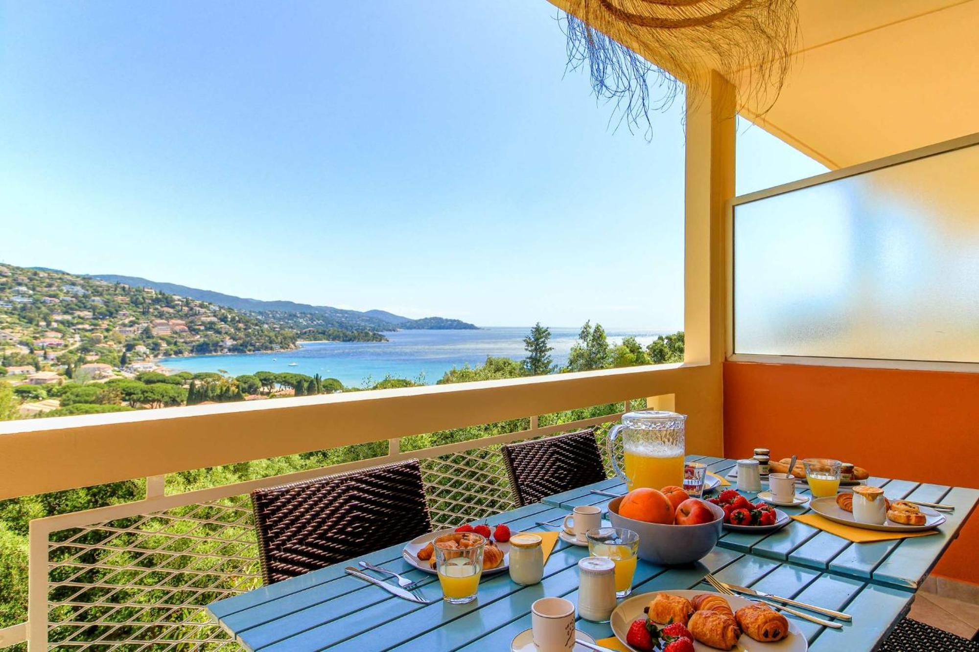 Select'Sohome - Appartement Pour 4 Personnes Avec Vue Mer A Saint-Clair ! - Zadig Le Lavandou Dış mekan fotoğraf